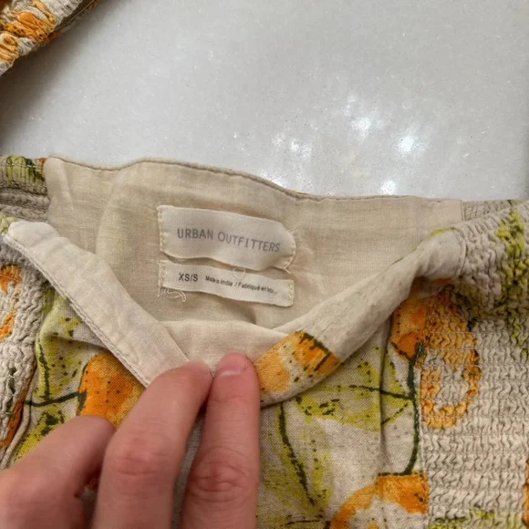 Urban Outfitters Crop Top - Picture 2 of 2